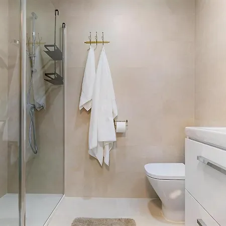Skyline Diamond 23th Floor Apartment Malaga