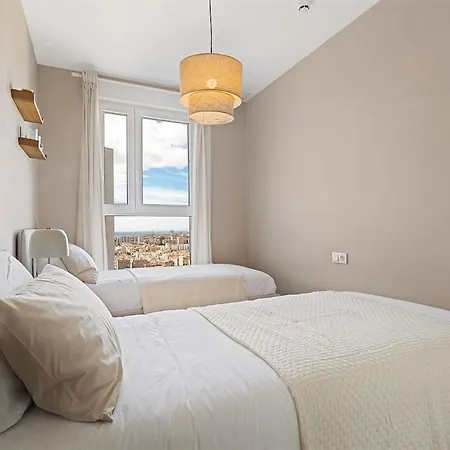 Skyline Diamond 23th Floor Apartment Malaga